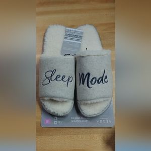 Ladies Open Toe Slippers - Size 8